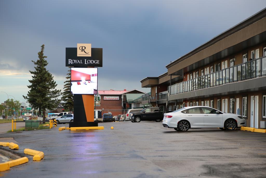 Royal Lodge エドモントン エクステリア 写真